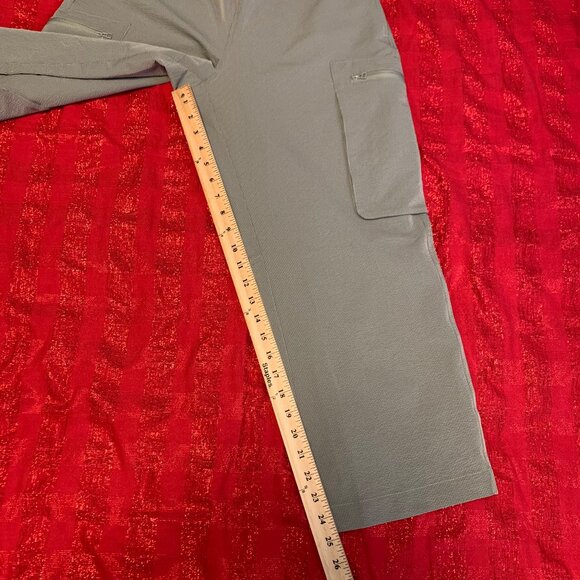 SAGE Collective Women's Wide Leg Cropped Cargo Pant, Olive Green (Sizes S & M) - Picture 6 of 14